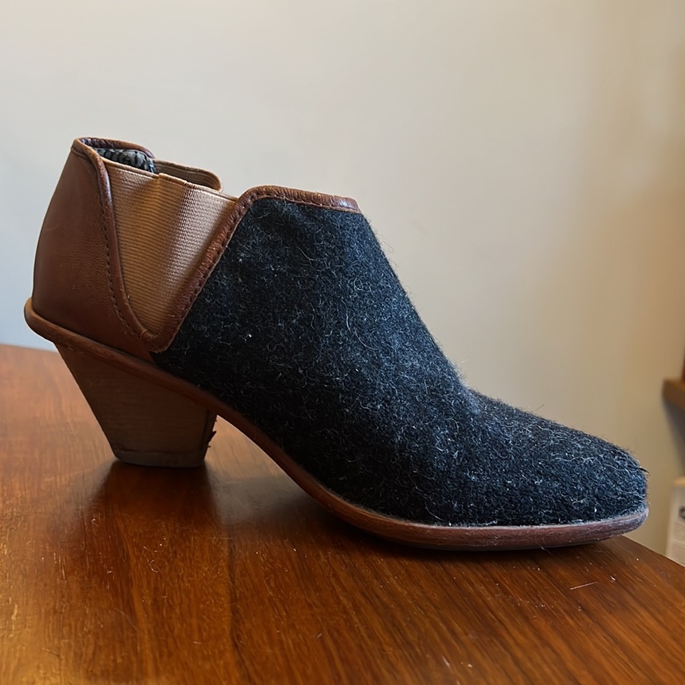 〰️ Matt Bernson Booties 〰️